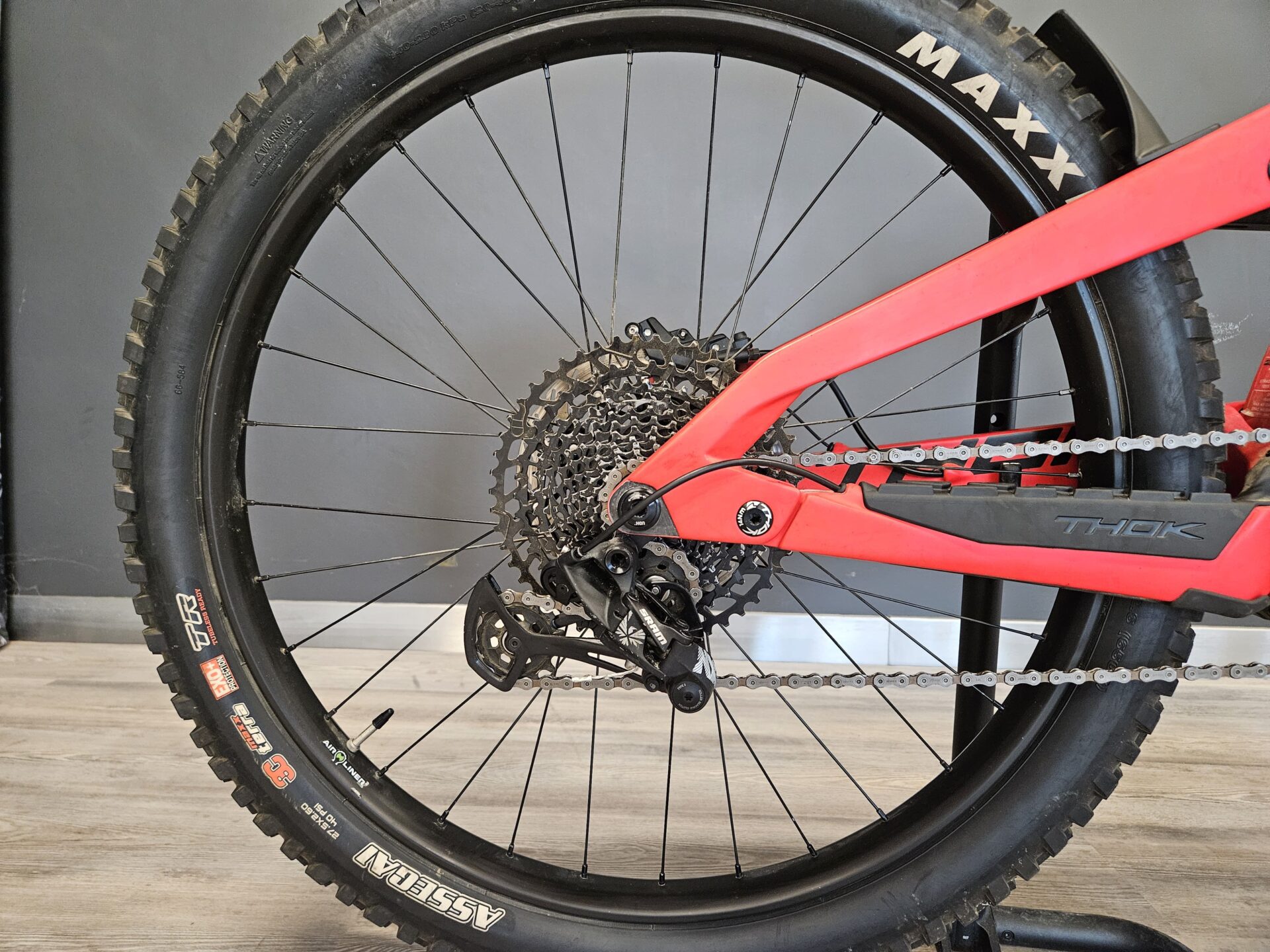 thok-gram-taille-xl-vtt-lectrique-carbone-ex-test image 8