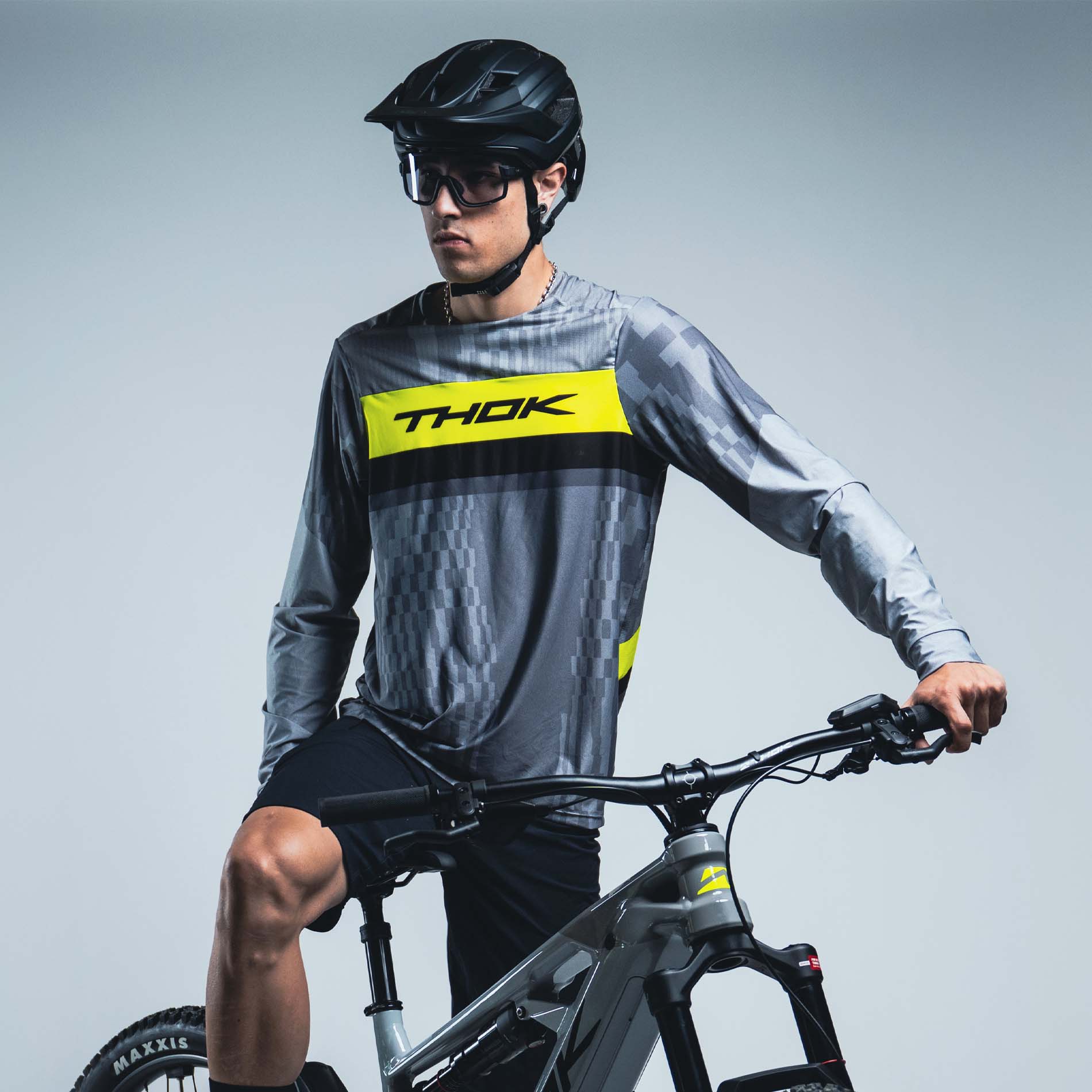 thok-tech-gradient-maillot-vtt-manches-longues image 3