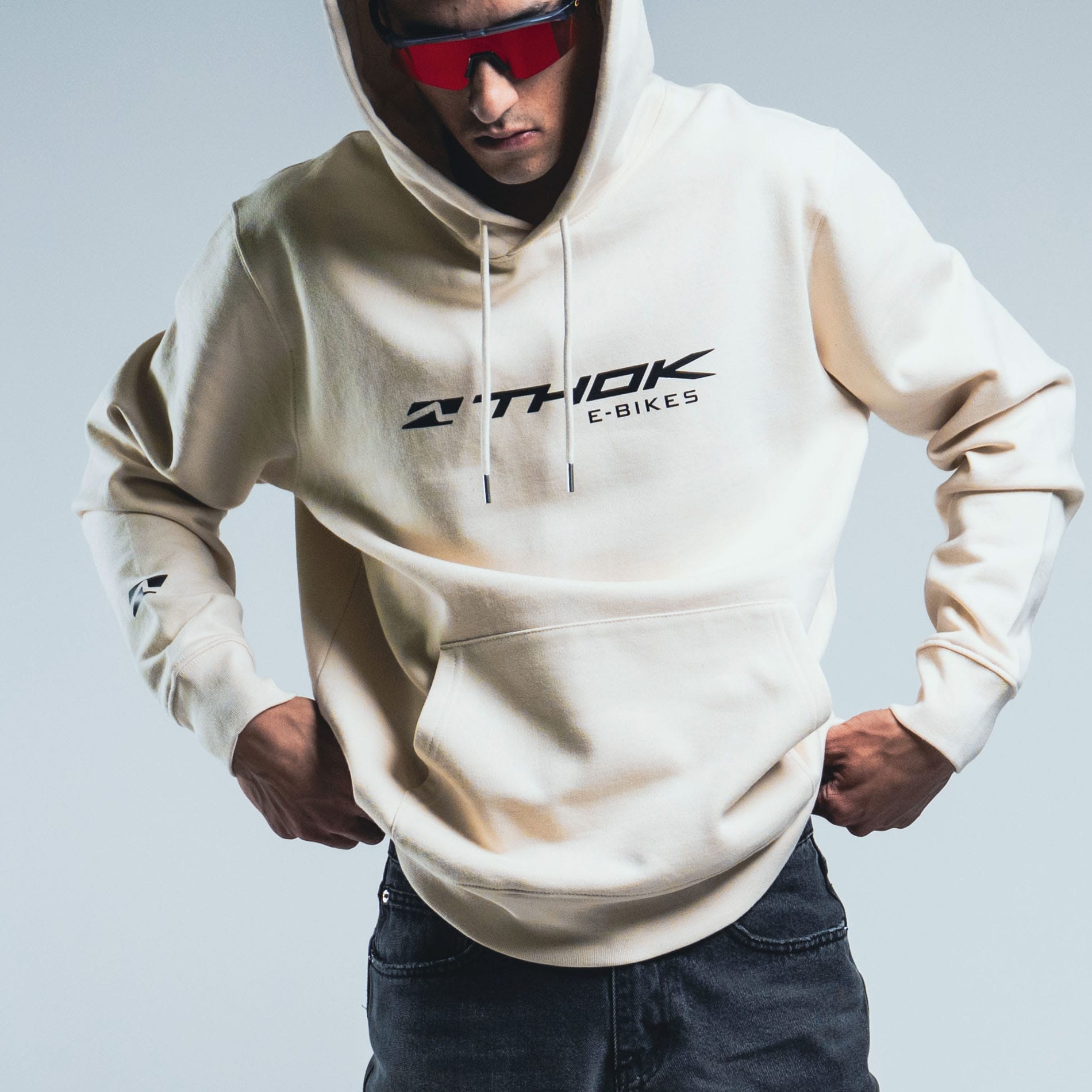thok-h-crew-natural-culture-sweat-capuche-off-white image 2
