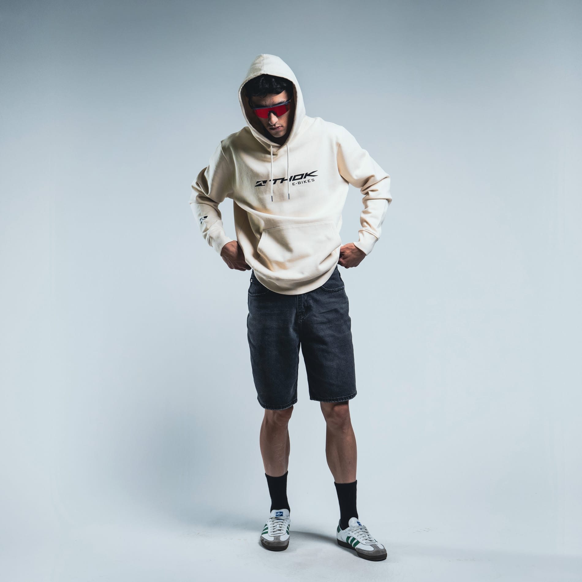 thok-h-crew-natural-culture-sweat-capuche-off-white image 1