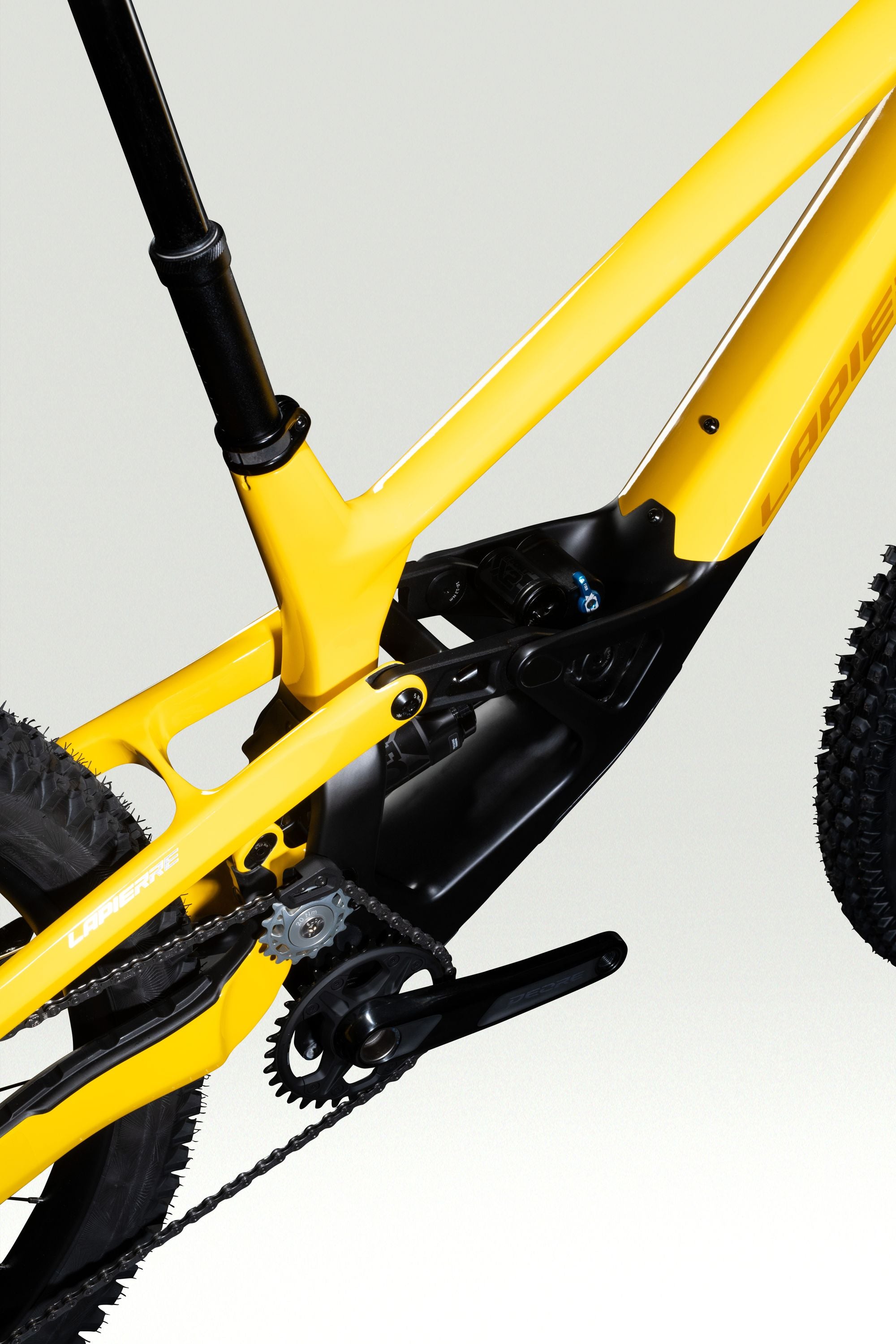 lapierre-spicy-cf-7-9-vtt-enduro-carbone-170-mm-29 image 5