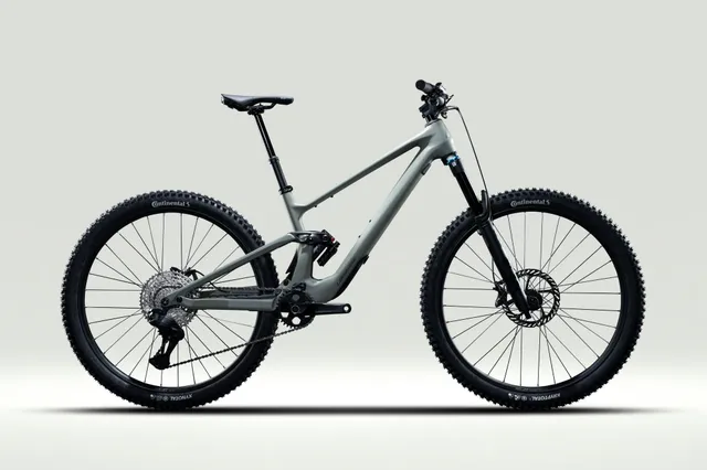 lapierre-zesty-cf-7-9-vtt-all-mountain-carbone-aventure image 1