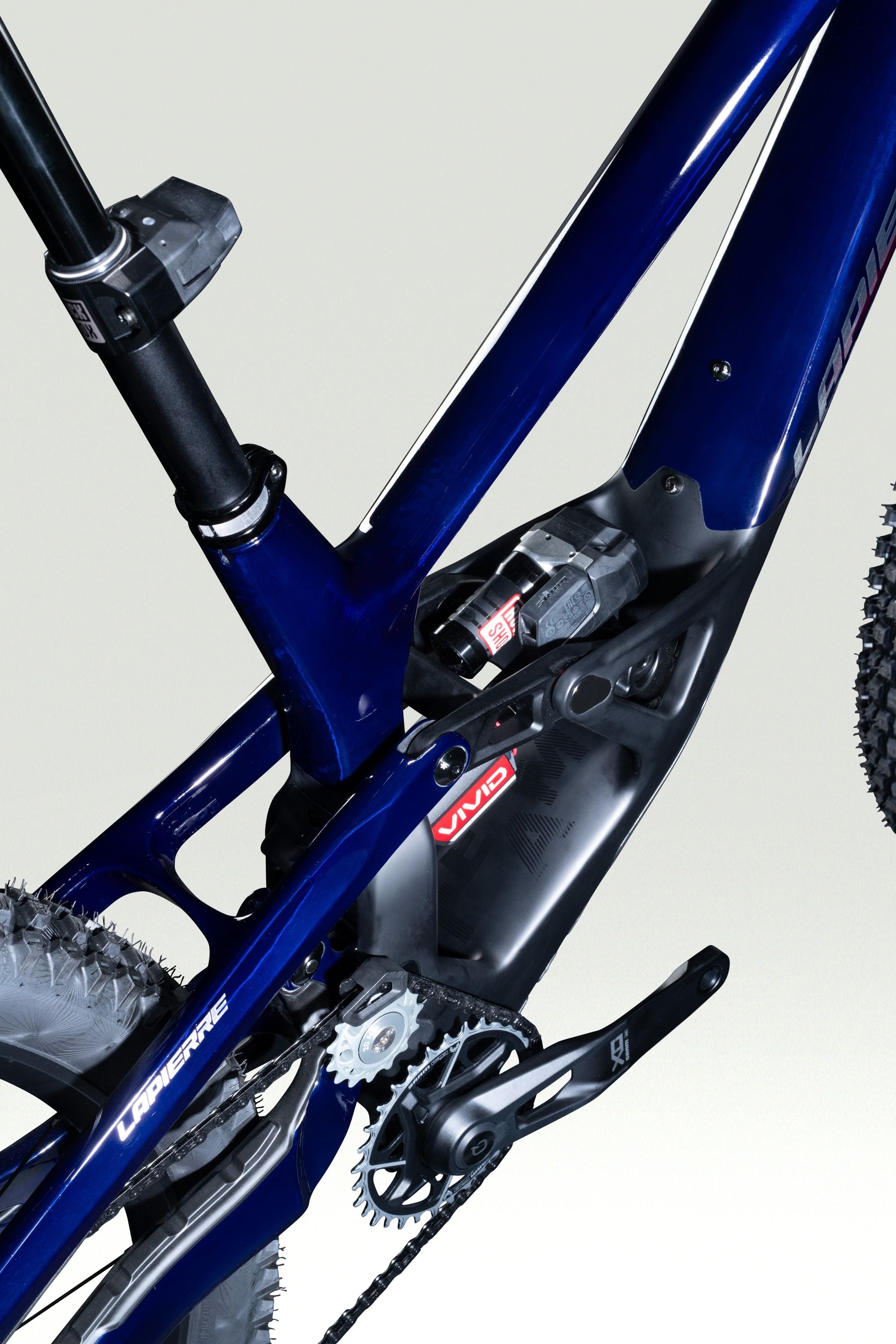 lapierre-spicy-cf-team-vtt-enduro-carbone-170-mm-29-pouces image 5
