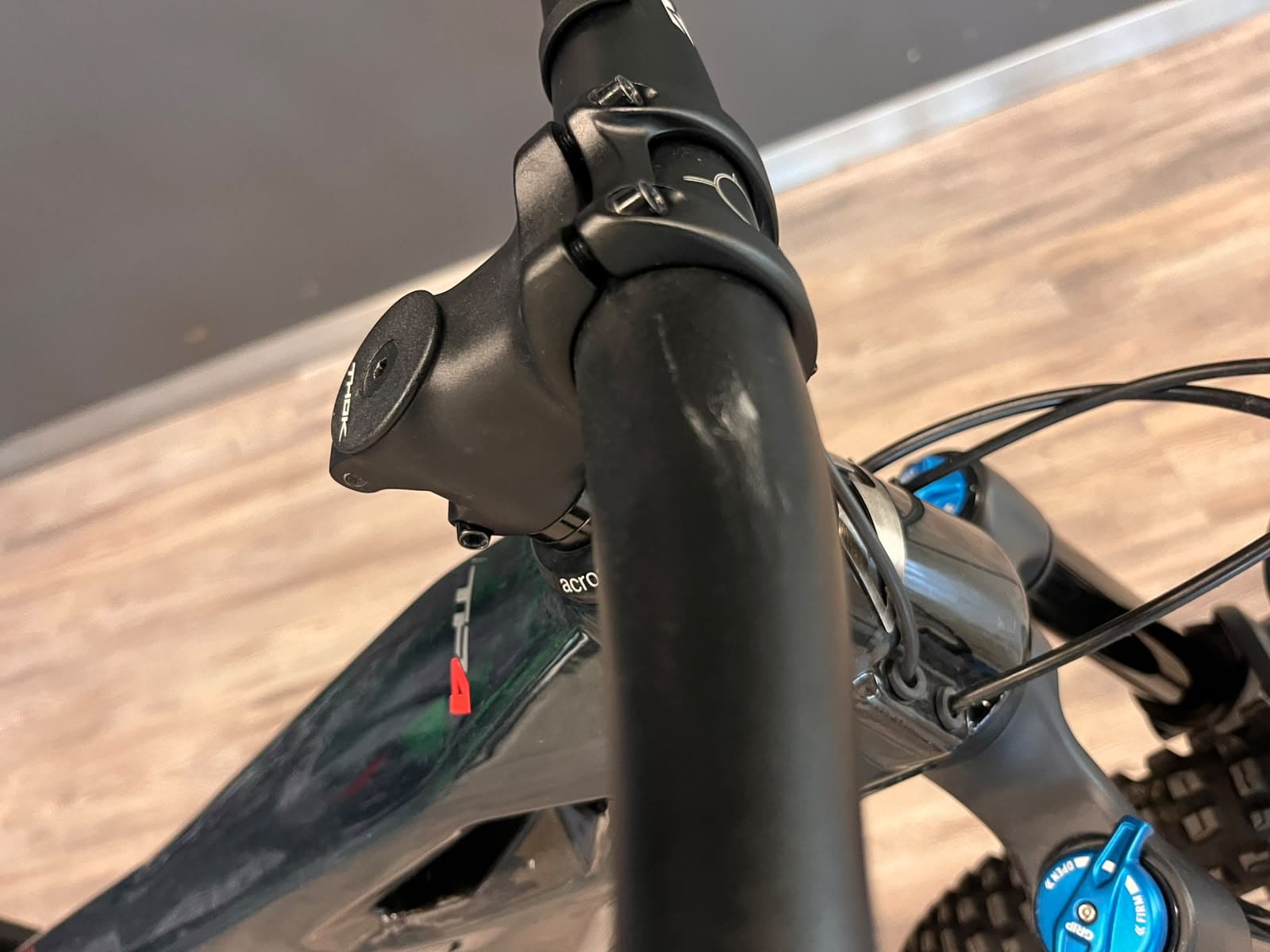 thok-tp4-s-green-taille-l-vtt-lectrique-carbone-reconditionn-test-647-km image 6